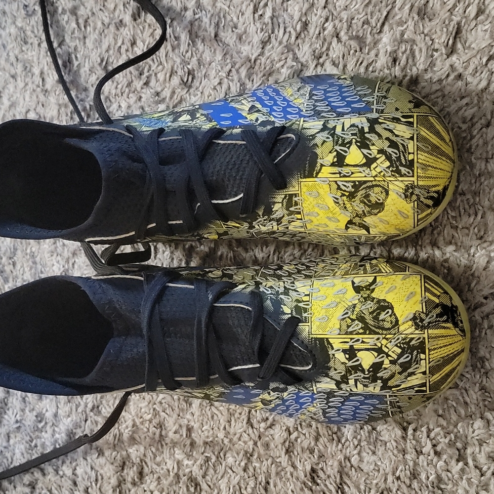 Adidas wolverine predator soccer cleats